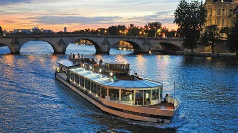 13 Stunning Seine River Cruises You Cannot Miss