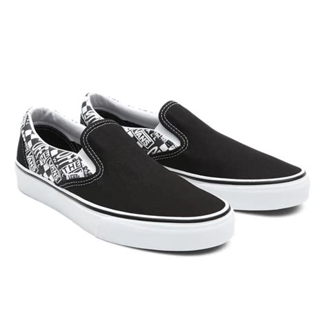 Off The Wall Classic Slip-On Shoes | Black | Vans