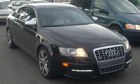 2007 Audi S6 quattro - Sedan 5.2L V10 AWD auto