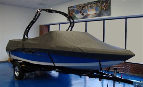 Custom Fit Boat Covers – Carver by Covercraft