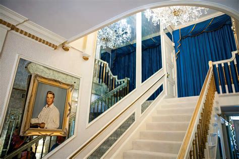 A Look Inside Graceland, Elvis' Amazing Estate