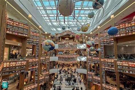 Starfield Suwon: Largest Mall in Suwon with A Stunning, Grander Starfield Library