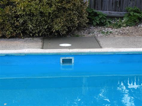 Pool Skimmer Problems, Why It's Not Working and Solutions - Pooltivity