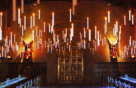 Discovering Hogwarts Studio Tour: 400 Floating Candles Now Hang In Great Hall