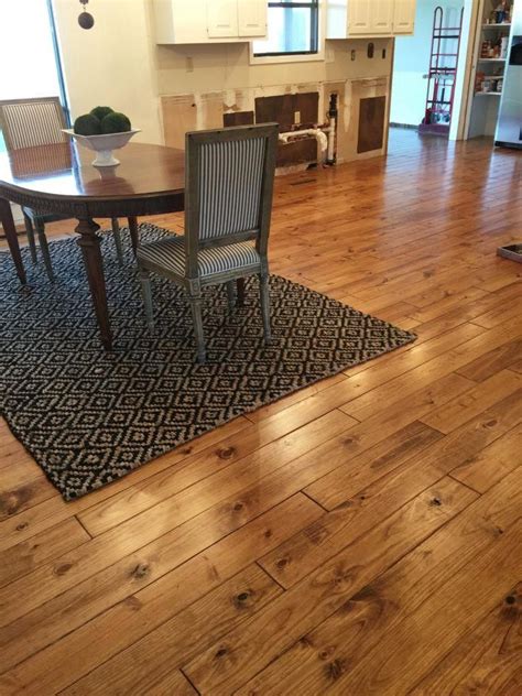 Minwax Early American stain on Pine. Solid Hardwood flooring in Kitchen #woodflooringold | Dark ...