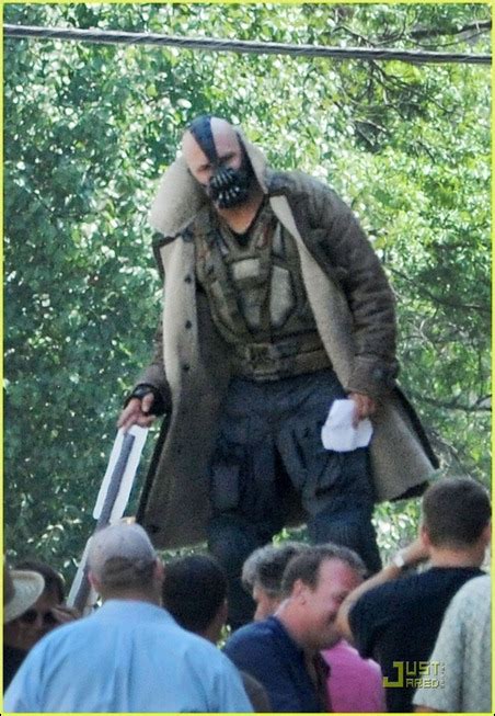 New Photos of Tom Hardy as Bane