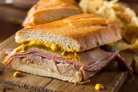 30 Sandwiches From Around the World