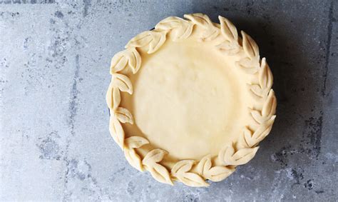 10 Ways to Make Instagram-Worthy, Decorative Pie Crust Edges | Craftsy