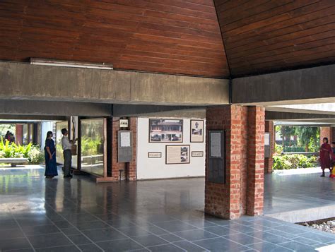 Gandhi Memorial Museum (Sabarmati Ashram) / Charles Correa ⋆ ArchEyes