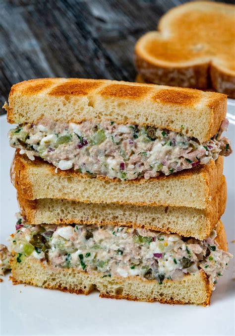 Easy Tuna Salad Sandwich Recipe l { 5-Minute }