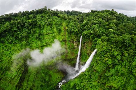 Laos Waterfalls and Tubing Guide - Mad Monkey Hostels