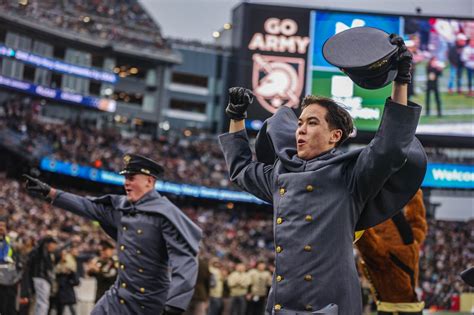 The Army-Navy Game Experience | Article | The United States Army