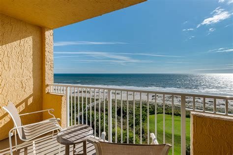 Hotel Beachfront Balcony | CS3 Photography