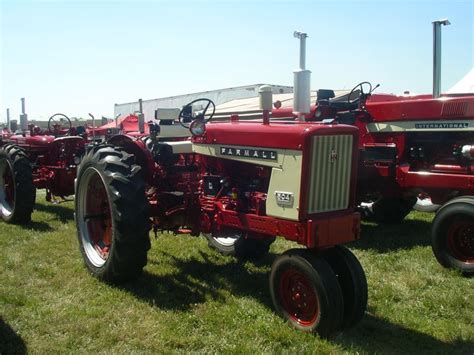 Farmall 504 | Farmall, Farmall tractors, International harvester