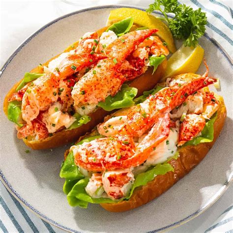 Maine Lobster Roll - Drive Me Hungry