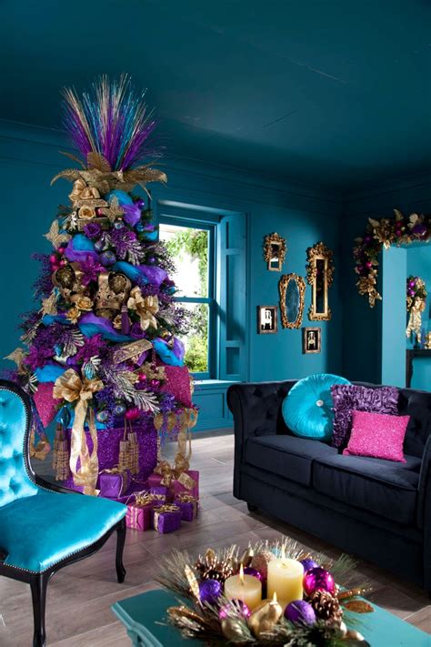 10 Rooms with Festive Christmas Trees