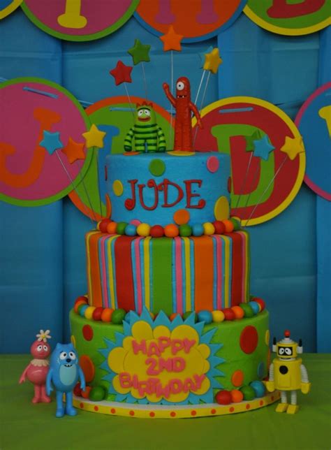 Yo Gabba Gabba party ideas- cake Owl Birthday Parties, 3rd Birthday ...