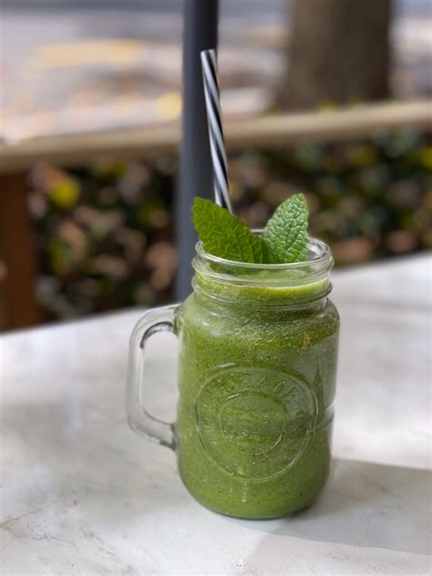 Healthy Green Smoothie | IMAX House Coffee & Eatery