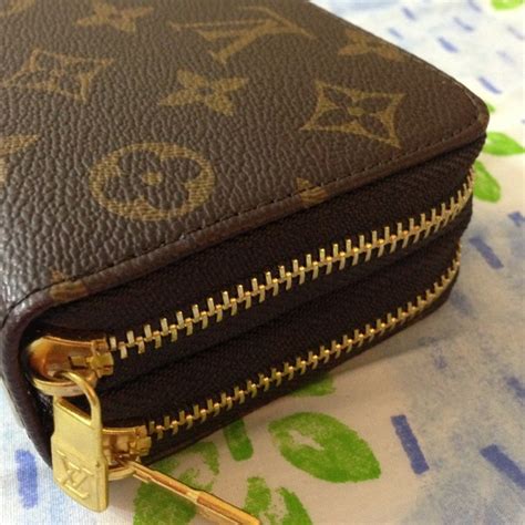 Louis Vuitton Women's Zipper Wallet | semashow.com