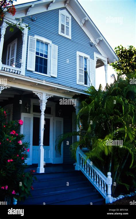 Key west caribbean house hi-res stock photography and images - Alamy