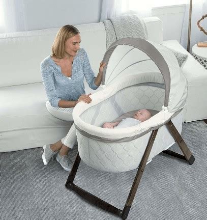 Top 5 Best Self Rocking Bassinet Reviews - Electric Automatic Rocking