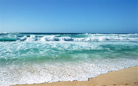 Beach Waves Wallpaper - WallpaperSafari