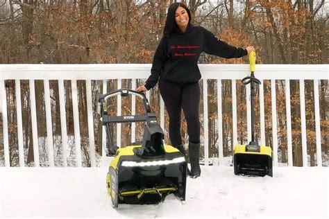 Best Electric Snow Blower: How to Choose It Properly?