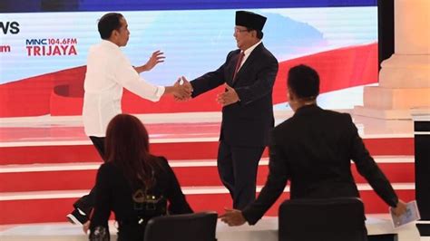 BAHASA TUBUH JOKOWI DAN PRABOWO DI DEBAT KEDUA PILPRES - Jakarta Islamic Centre