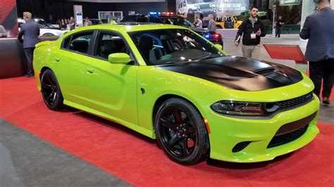 Sublime Dodge Charger & Challenger Make Their Debut In Chicago: | Allpar Forums