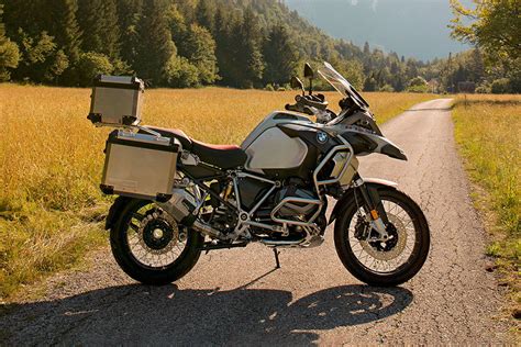 BMW R 1250 GS Adventure Specifications & Features - Details & other technical specs | Bikedekho.com