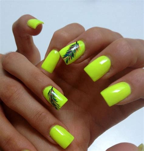 Chic Neon Nail Arts for Everyday - Pretty Designs