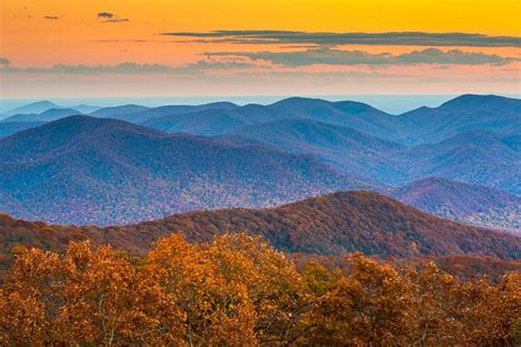 Appalachian Trail: The Guide to Hiking the 2,200-Mile A.T.