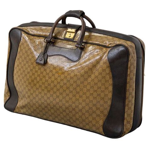 Vintage Gucci leather travel bag or suitcase For Sale at 1stDibs