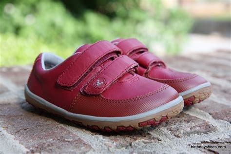 VivoBarefoot Rooty Kids Minimalist Shoe Review – Birthday Shoes – Toe Shoes, Barefoot or ...