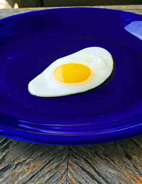 How To Cook Sunny Side Up Eggs - Butter N Thyme