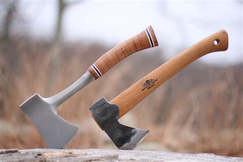 Hatchet vs Axe: What Are The Differences? - Outdoor Fact