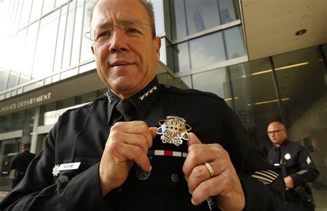 LAPD officers' new badges have vintage look to mark force's 150th anniversary | Coches de ...