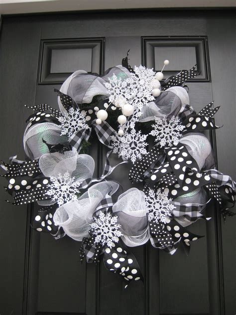 20+ White Deco Mesh Wreath Ideas