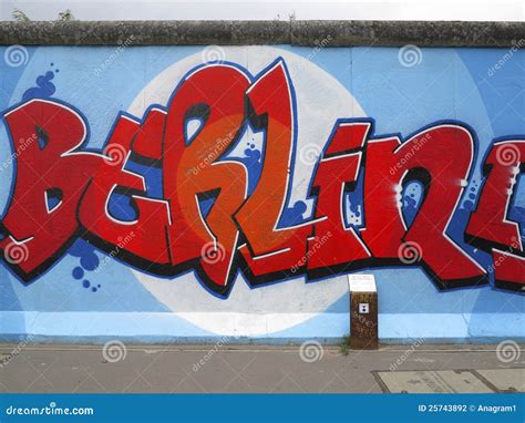 ++ berlin wall graffiti east side gallery | #The Expert