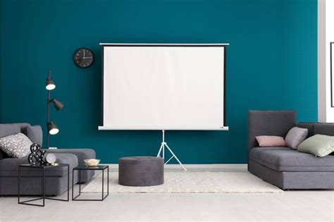 How to Choose a Projector Screen for Home Theater - Home Cinema Effect