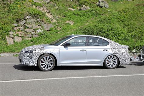 2023 Skoda Octavia Facelift Spied for the First Time, It Was Towing Its Heart Out - autoevolution