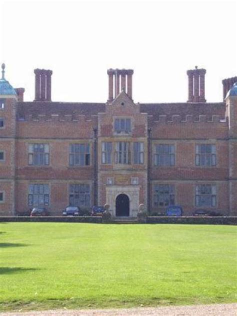 Chilham Castle | Parks and Gardens (en)