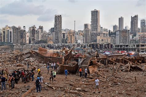 Chaos in Beirut: Streets littered with debris, thousands injured ...