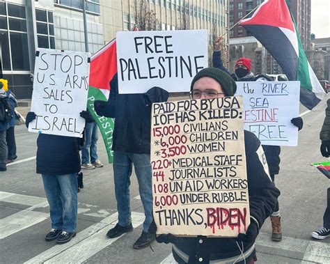 Pro-Palestine Protesters on Charter and University : r/madisonwi