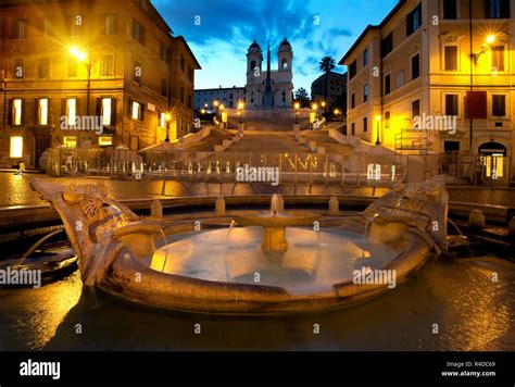 Spanish Steps and fountain Stock Photo - Alamy