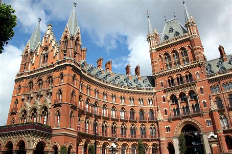 St. Pancras Renaissance London Hotel - Wikipedia