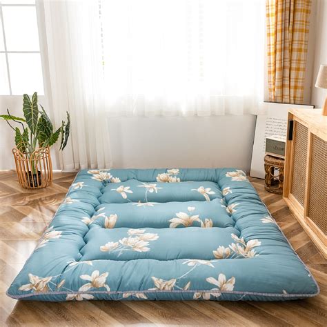 Floral Printed Rustic Style Japanese Floor Mattress Futon Mattress Memory Foam Roll Up Camping ...