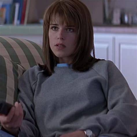 sidney prescott | Scream fancy dress, Scream, Neve campbell