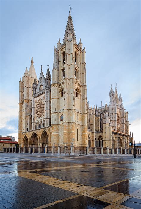 Gothic: Four Spanish Gothic Cathedrals.