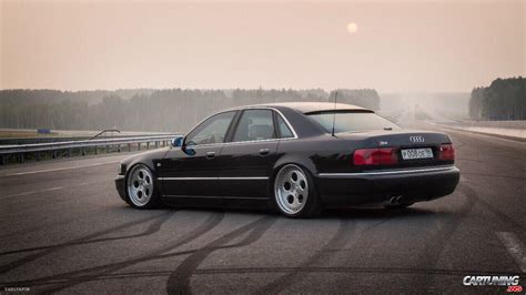 Tuning Audi S8 D2 back